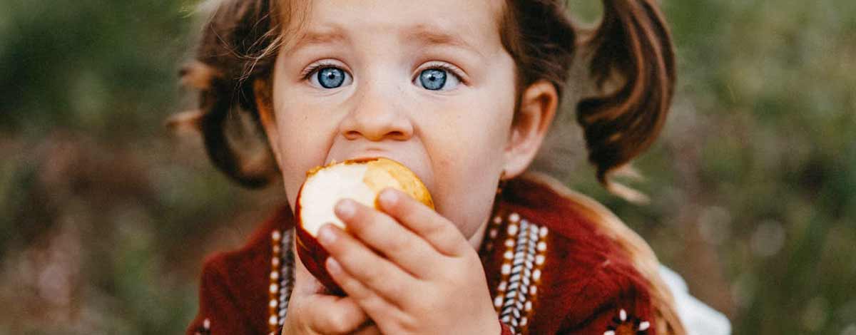 occhio-pigro-ambliopia-foto-raymond-petrik cura dell'ambliopia nei bambini con Laser Agopuntura, dr Marzio Vanzini Bologna